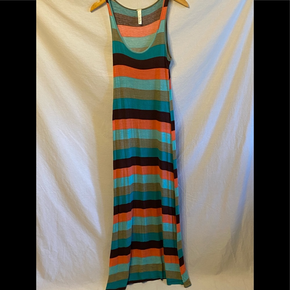 •Julia Multi Color Maxi Dress